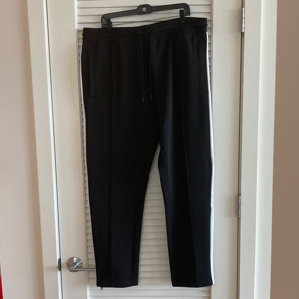 H&M Men's Black Joggers